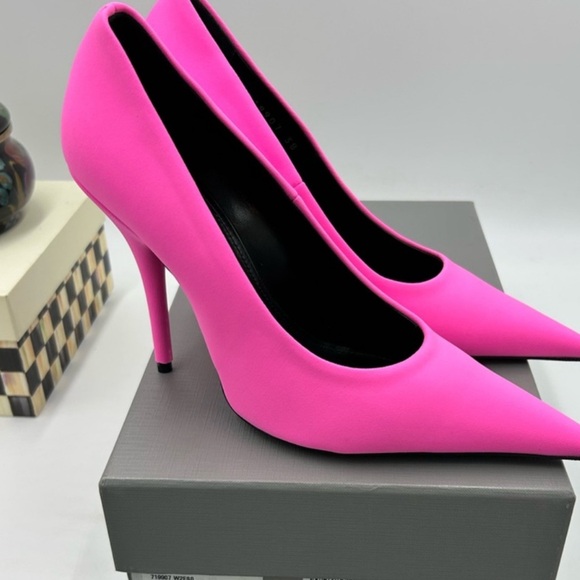 Womens Balenciaga XL pointed pumps . Size 38 (size 8) - Picture 1 of 9